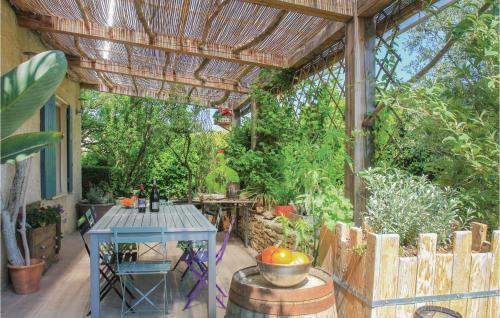 Cozy Home In St Paul Trois Chteaux With Private Swimming Pool, Can Be Inside Or Outside