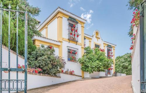 Four-Bedroom Holiday Home in Priego de Cordoba - image 12