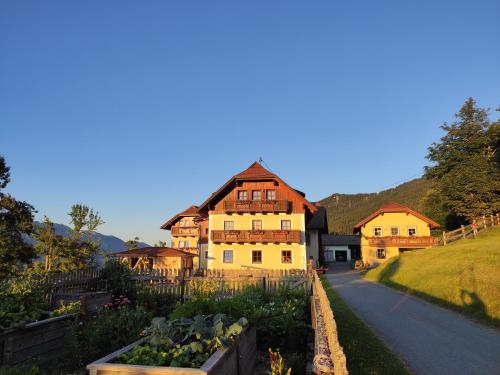 Exterior view, Haus Martin in Schlanitzen