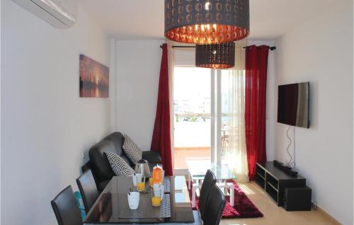 Two-Bedroom Apartment in Roldan - image 2