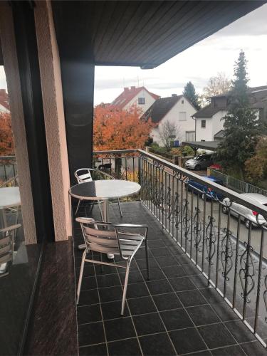 Balcony/terrace, Fur Pendler und Monteure oder Ferienwohnung zum Erholen in Ober-Ramstadt