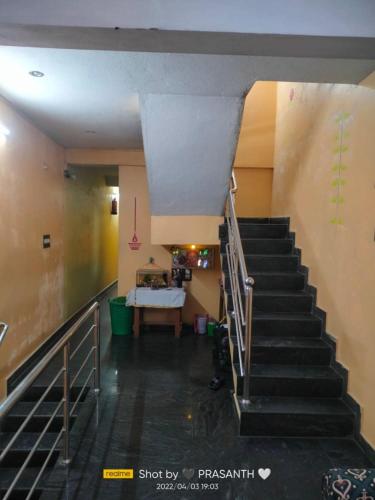 Vestibule, Sri Krishna Guest House in Pondicherry