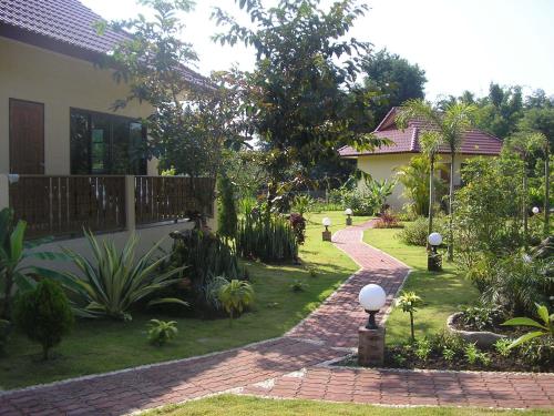 Mai Siam Resort