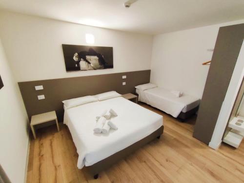 Standard Triple Studio room in City Gallery Apartments