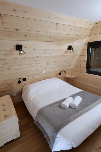 Ô TIPI LODGE 2