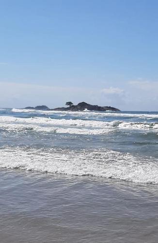 Apartamento quadra da praia - Pitangueiras Guarujá