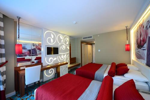 Vikingen Infinity Resort & Spa in 阿蘭亞