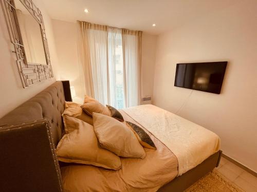 Two-Bedroom Apartment image 7