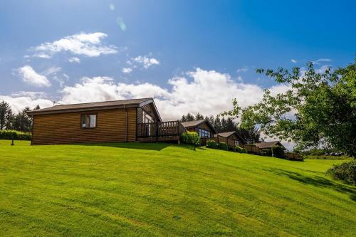 Bryn Bettws Lodge 1