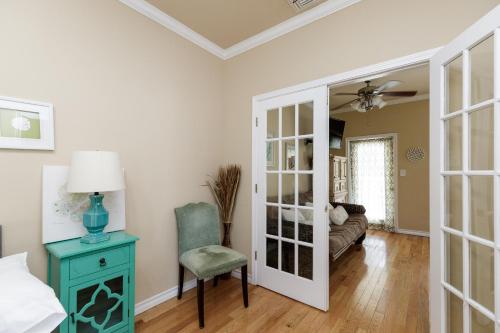 Beach Haven Retreat 304 by Padre Escapes - image 7