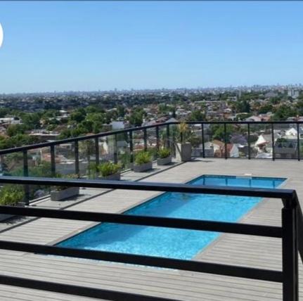 Visita zona surCalido estudio piscina, parking ,laundry Cercano a Ezeiza in Banfield