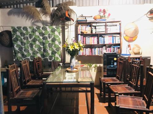 Chicken's house- Đuong Lam Homestay in Son Tay