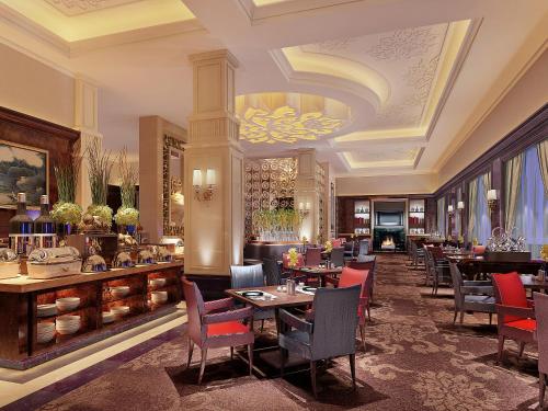 مطعم, Wyndham Grand Xian South in كيوجانج جاينت وايلد جوز باندا