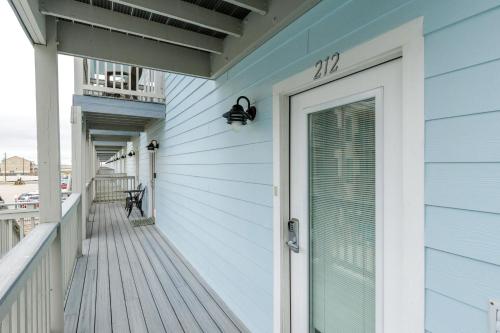 El Constante 212 by Padre Escapes - image 12