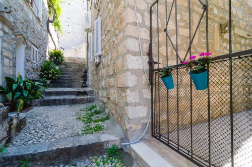Apartment Domix - image 12