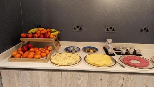 Commodore Hotel - image 5