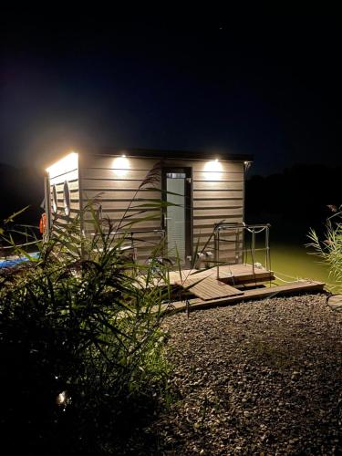 A szálláshely kívülről, Hausboot Schwanennest in Kirchberg An Der Raab