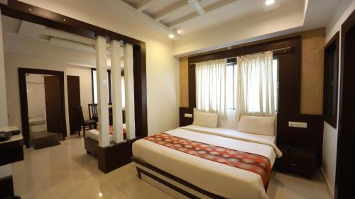 Quad room
