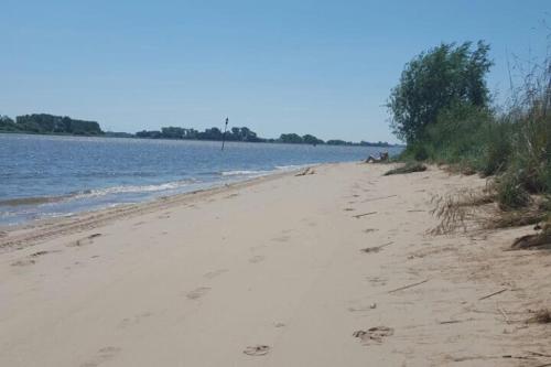 Winzig Wohnen Tiny House direkt am Weserstrand