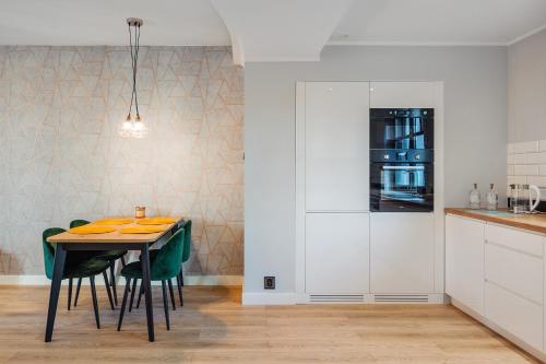 Two-Bedroom Apartment image 4