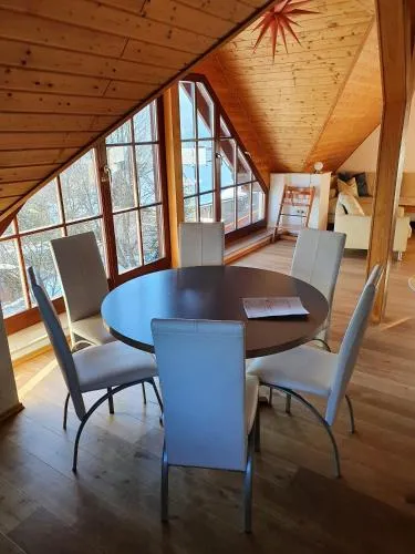 Ferienhaus Bergtraum – Ferienwohnung Lilli in Kurort Oberwiesenthal, Deutschland