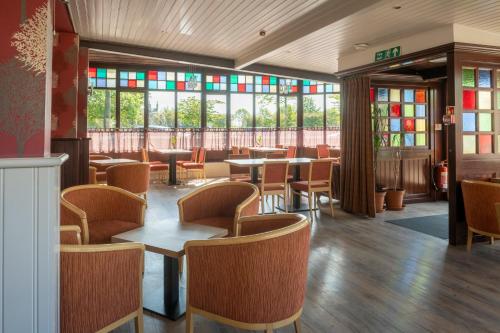 ห้องอาหาร, Links Hotel in โมนโทรด