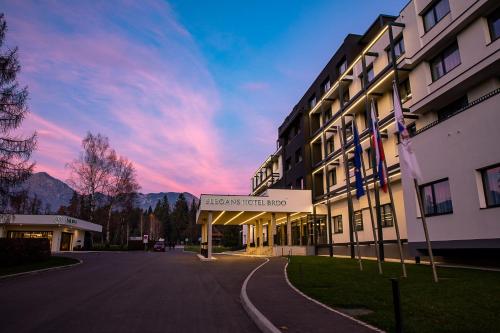 Elegans Hotel Brdo - 숙소 외관