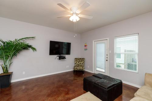Nemo Cay Resort D105K by Padre Escapes - main image