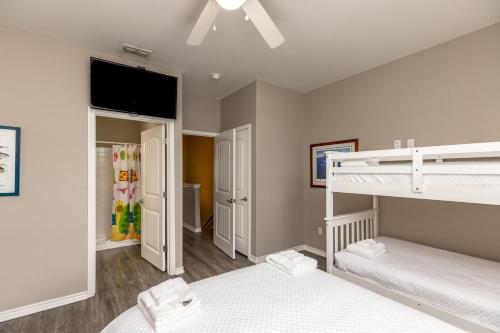 Nemo Cay Resort D109K by Padre Escapes - image 2