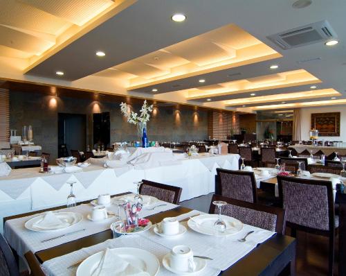 Hotel & Spa La Collada - image 10