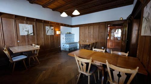 Leissigen Youth Hostel - image 14