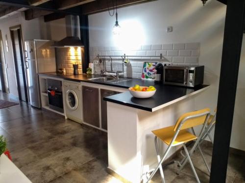 virtuve, La Plazuela del Tiétar, diseño y descanso en Gredos sur (La Plazuela del Tietar, diseno y descanso en Gredos sur) in Casavieja
