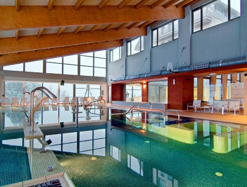 Gyógyfürdő, Hotel & Spa La Collada in Castellar de nhug