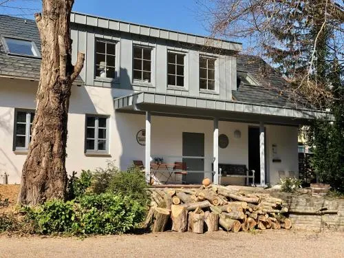Ferienwohnung Weingut Villa Huesgen am Mönchhof in Traben-Trarbach, Deutschland