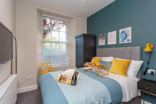 Picture of Lovely Apartment Beneath Edinburgh Castle