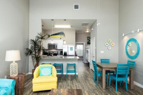 Village by the Beach B908K by Padre Escapes - image 11