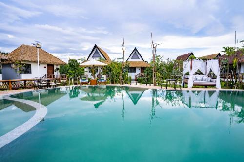 RiverTree Villa & Resort