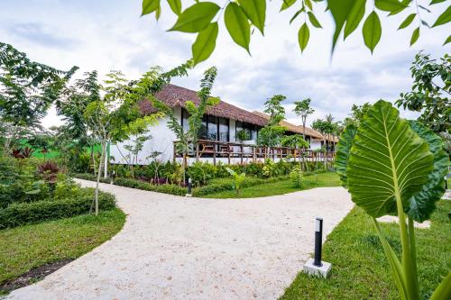 RiverTree Villa & Resort