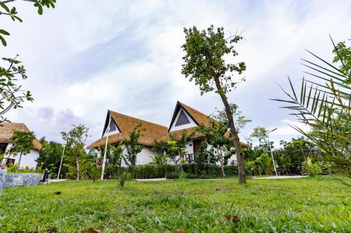 RiverTree Villa & Resort