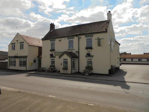 The River Don Tavern and Lodge 