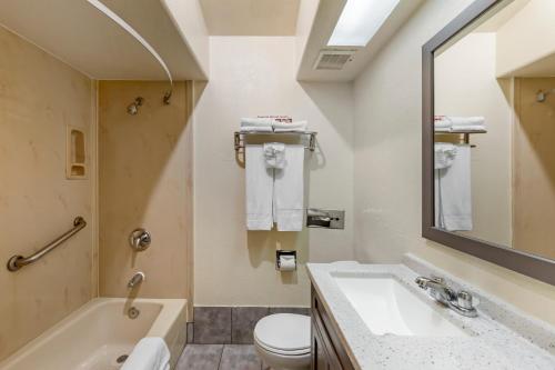 2 twin beds