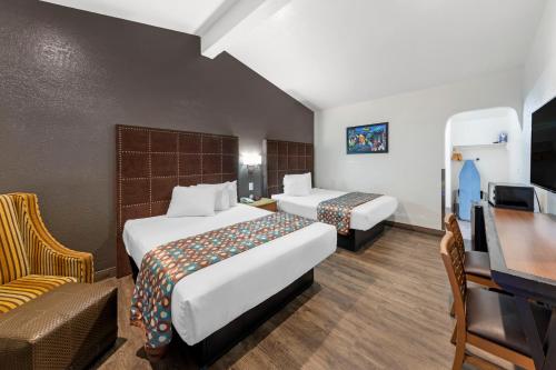 Standard Queen Room with Two Queen Beds
