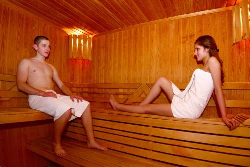 สปา, Aqua Hotel in ฟาร์นา