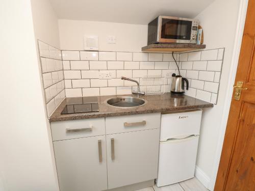 Exterior view, The Gate House in Godshill and Wroxall