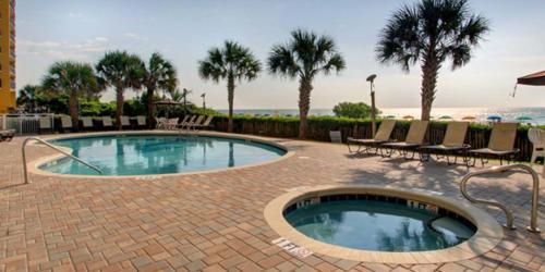 Sun-filled Beachfront 2BR Condo at Dunes Village Resort - 수영장