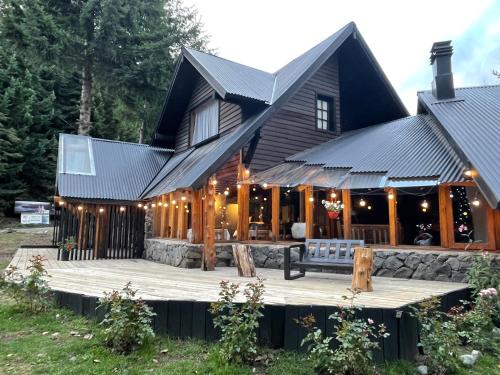 Acceso Bayo - ubicada en el acceso al cerro bayo 3km del centro - Villa la Angostura