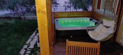 Karstais baseins, House Matea in Bilice