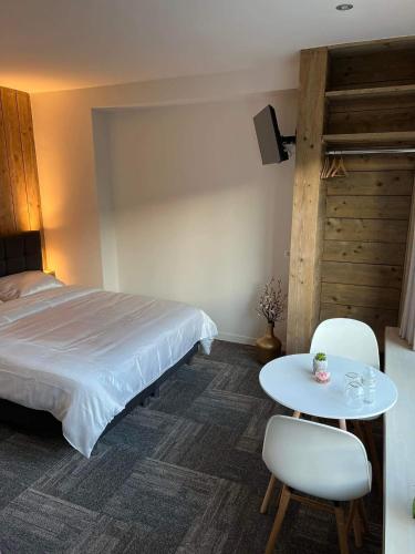 Nieuwe kamer in centrum Brugge met badkamer ! chambre d'hôte Scheepsdale