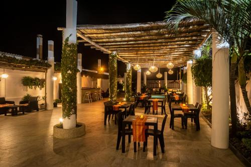 حانة/استراحة, Hotel La Ria Playas in Playas Villamil