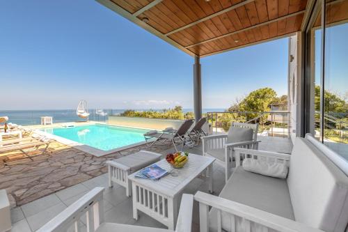Villa Serenity - With Private Heated Pool - Crete